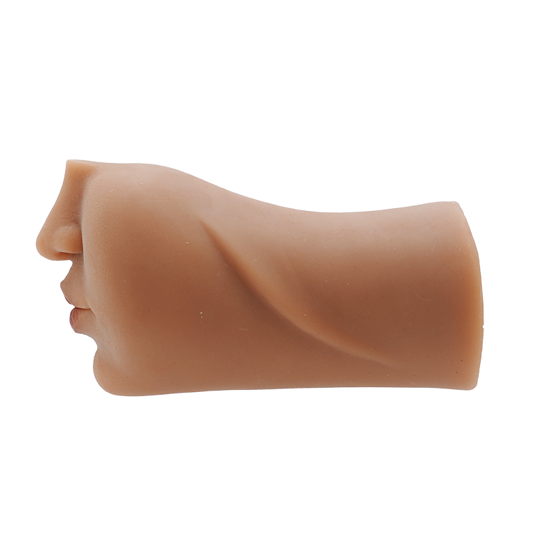 Oana -  Masturbator mit Mundöffnung